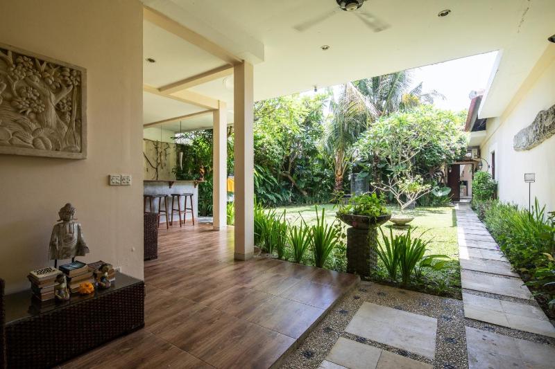 Mia Villa Canggu - image 11