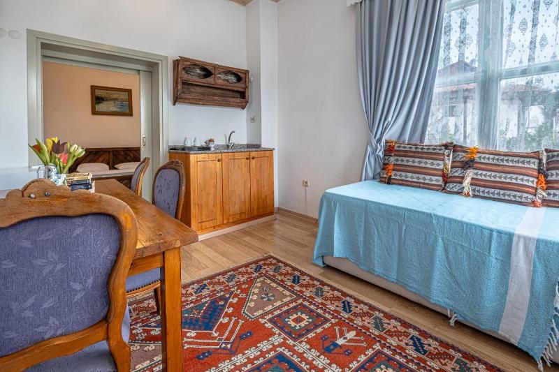 Suite with Balcony image 4