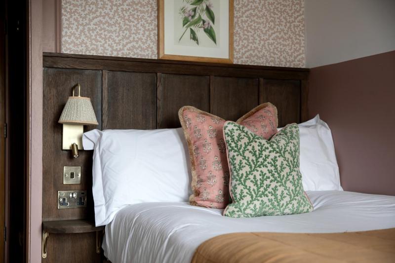 Single Room image 1