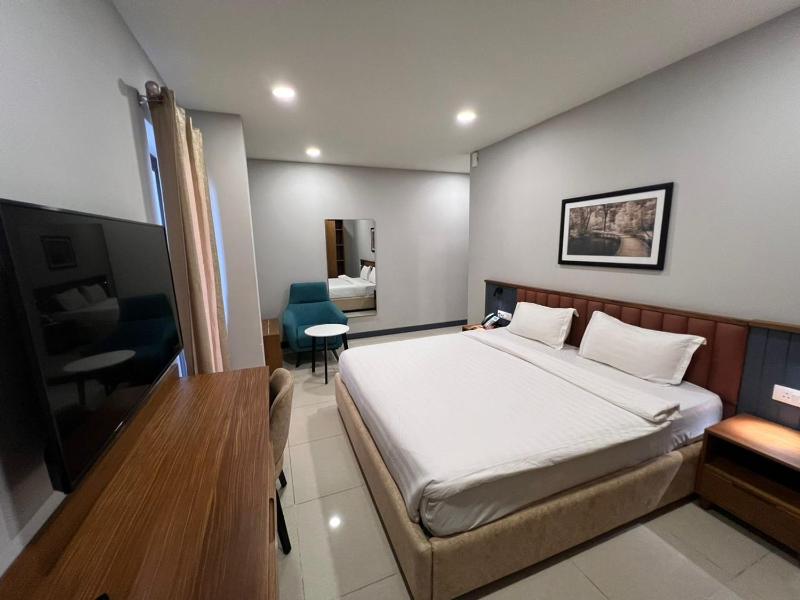 Hotel Golf Coast - image 13