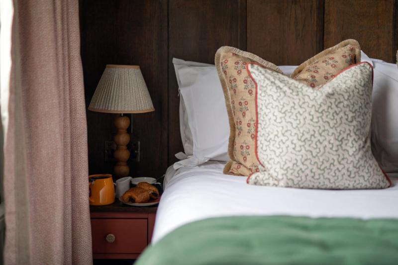 Double Room image 4