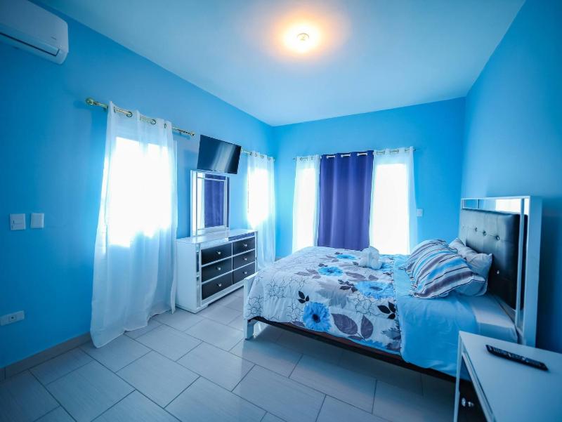 8br Private Villa In Sosa - 2 Mins From Nightlife - image 3