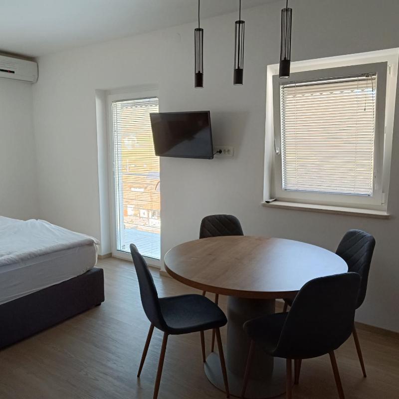One-Bedroom Apartment with Balcony image 3