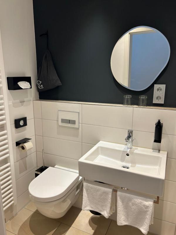Standard Single Room image 1