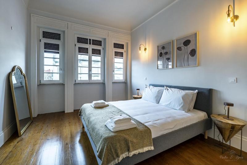 Nomad's Family - 3BDR Charming Hideouts Porto - image 33