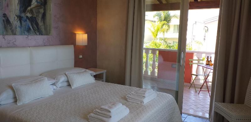 Superior Double Room image 1