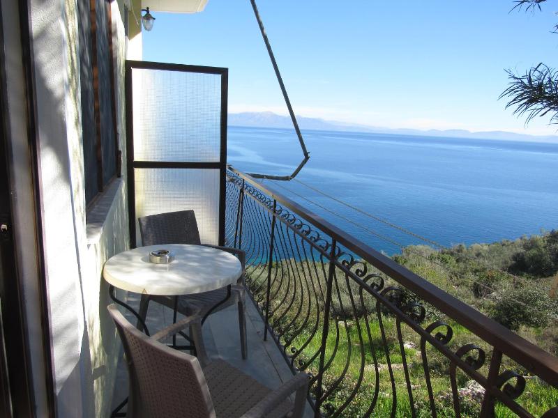 Double Room with Balcony image 1