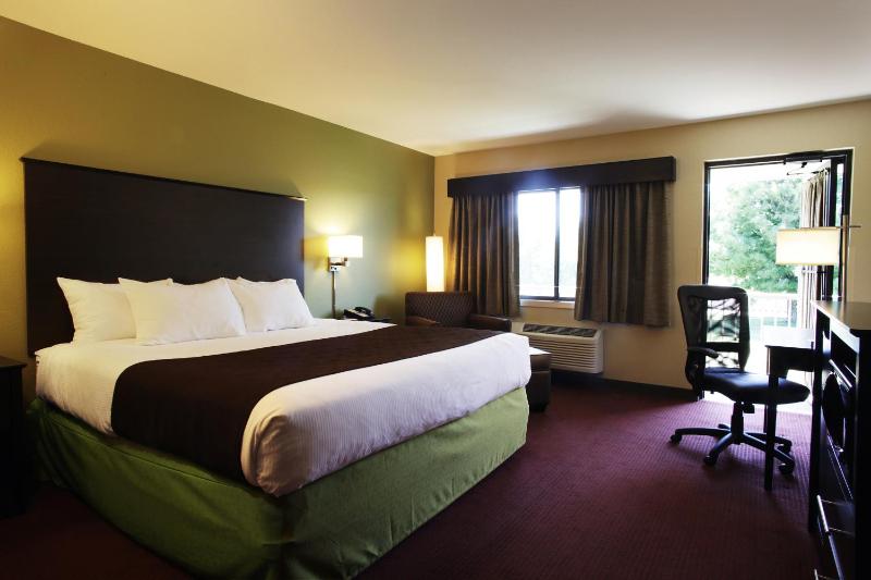 Deluxe King Room - Non-Smoking/2nd Floor image 4