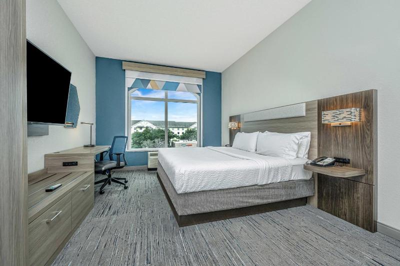 Standard Room image 2