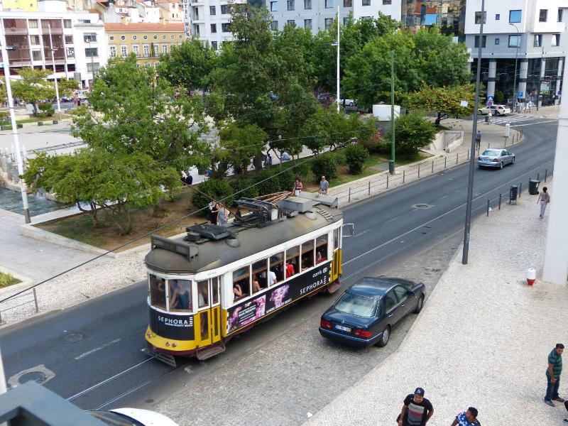 Bairrus Lisbon Apartments - Mello - image 15