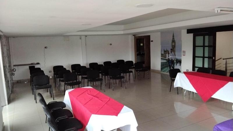 BLESS SUITE - image 8