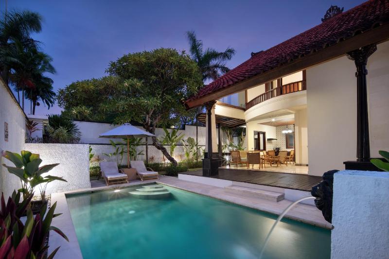The Club Villas Seminyak - image 1