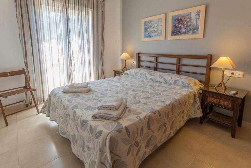 Apartamento 2 Dormitorios con vistas al Mar - image 20