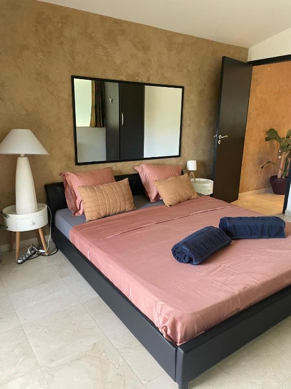 Villa St Jean SUITE Romantique - image 20