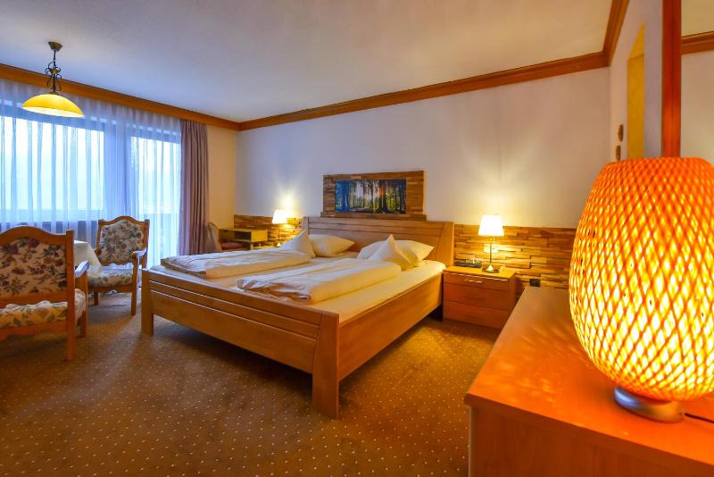Double Room image 1
