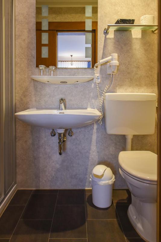 Single Room image 1