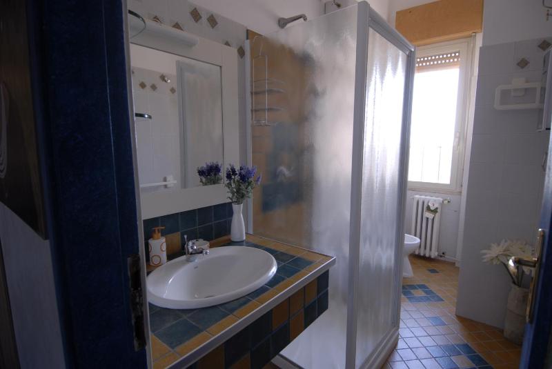 Double or Twin Room with Private External Bathroom image 4