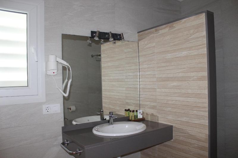 Apartment image 3
