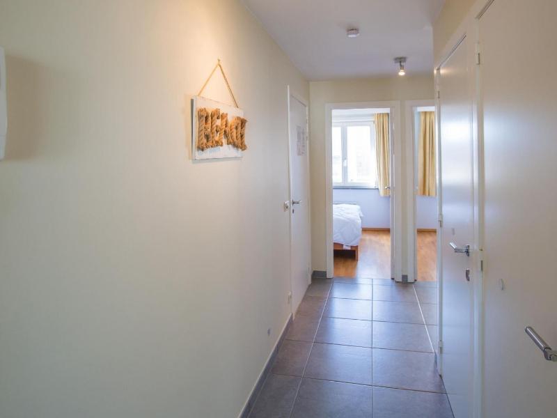 Stylish Stay w Sea Views - image 22