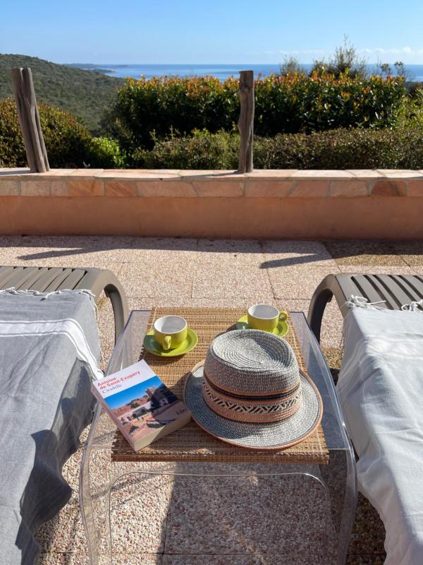 Standing Villa with sea view (6 Adults)  image 3