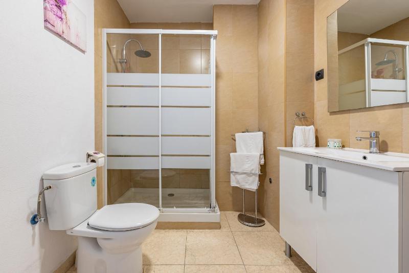Studio Apartment ,3rd Floor without lift image 2