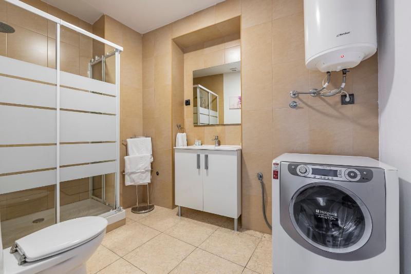 Studio Apartment ,3rd Floor without lift image 3