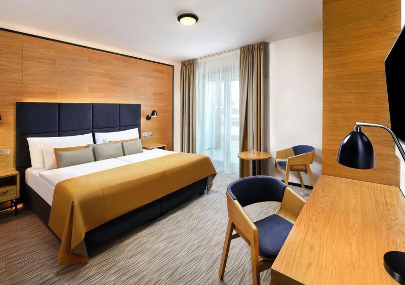Thermal Double or Twin Room image 3