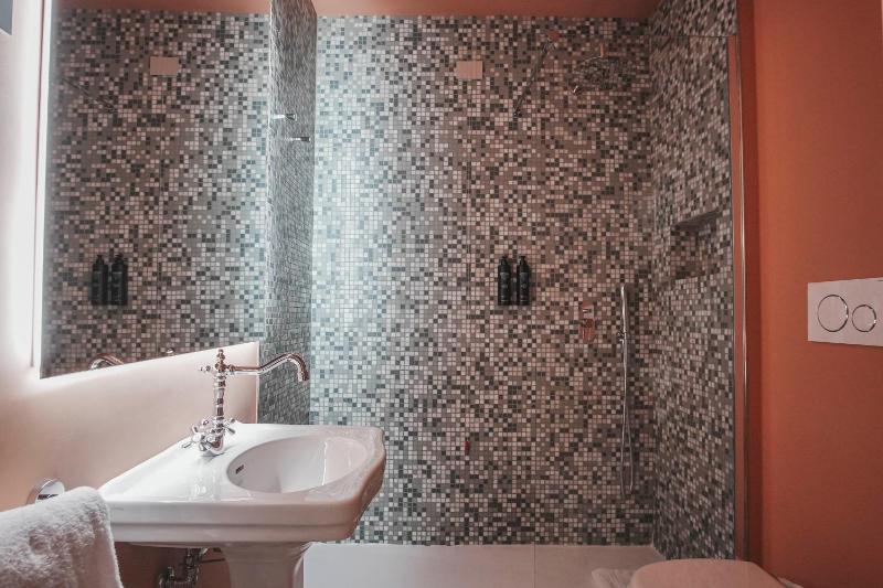 Superior Double or Twin Room image 3