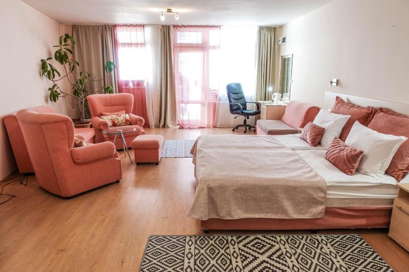 Double Room image 4