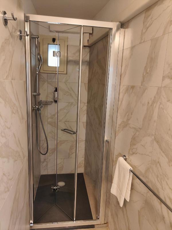 Triple Room image 3