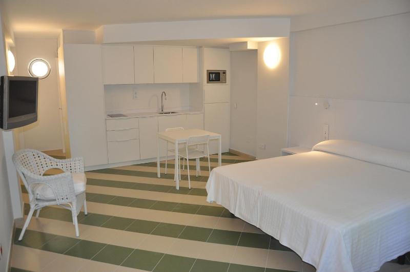 Apartamentos Sunway Amapola - image 24