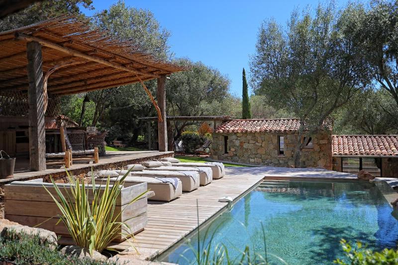 Two-Bedroom Villa with Private Pool - Carataggia image 1