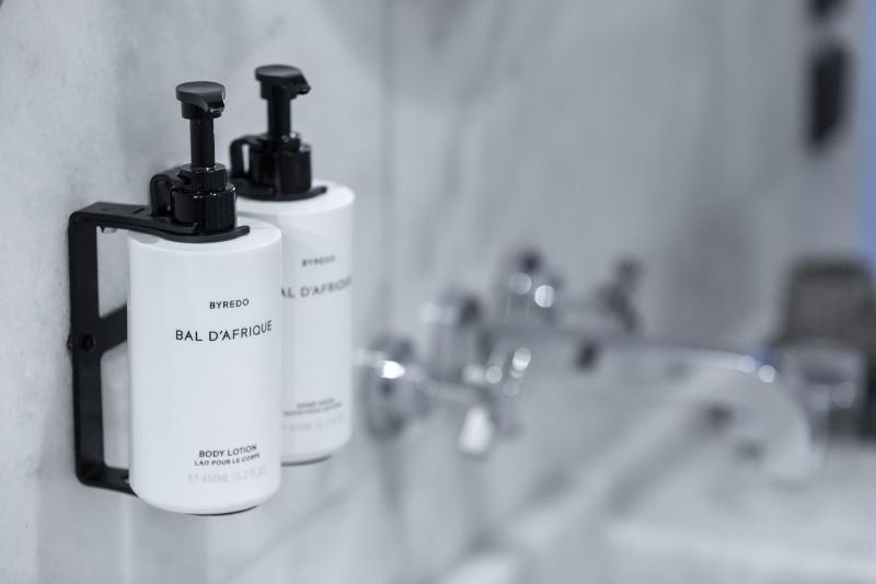 Cosy Queen Room image 2