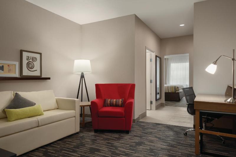 One-Bedroom King Suite with Sofa Bed - Non-Smoking image 4