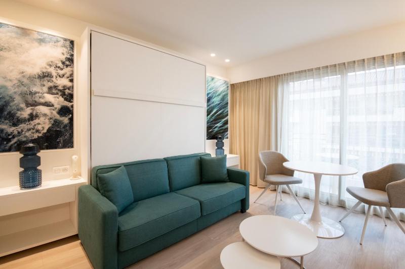 Résidence Hôtelière Chambord au coeur de Menton - entièrement rénovée - image 33