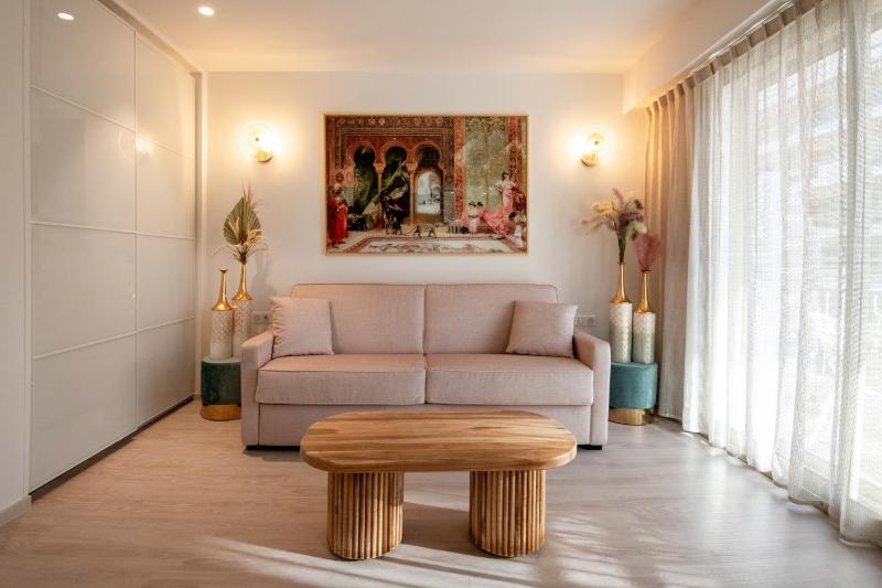 Résidence Hôtelière Chambord au coeur de Menton - entièrement rénovée - image 50