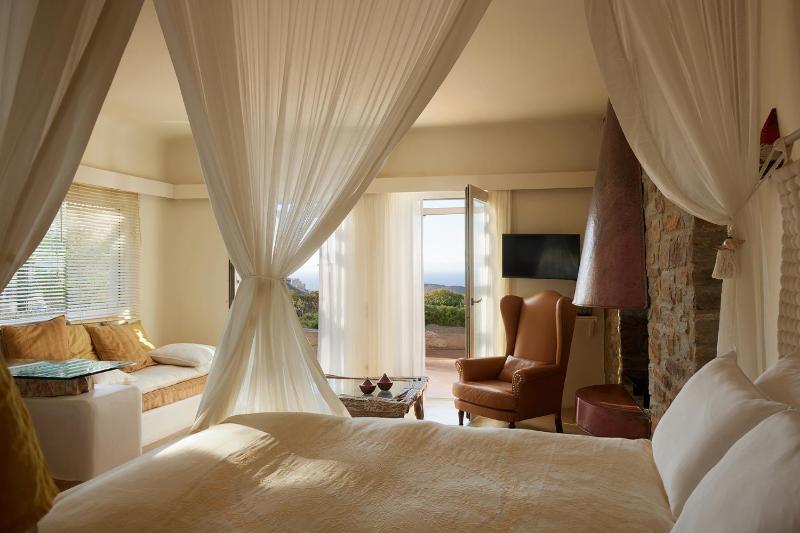 Luxury Suite Private Terrace image 3