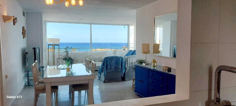 Apartment with Sea View image 4