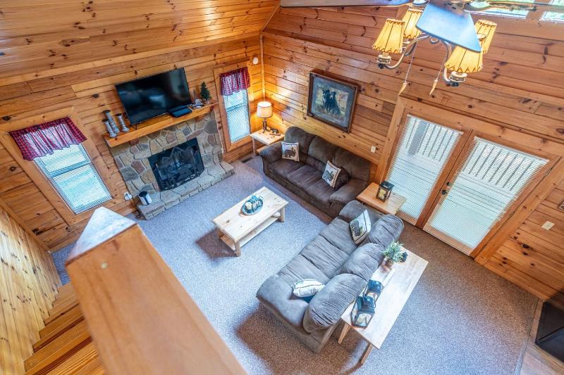 Bear Necessities cabin - image 20
