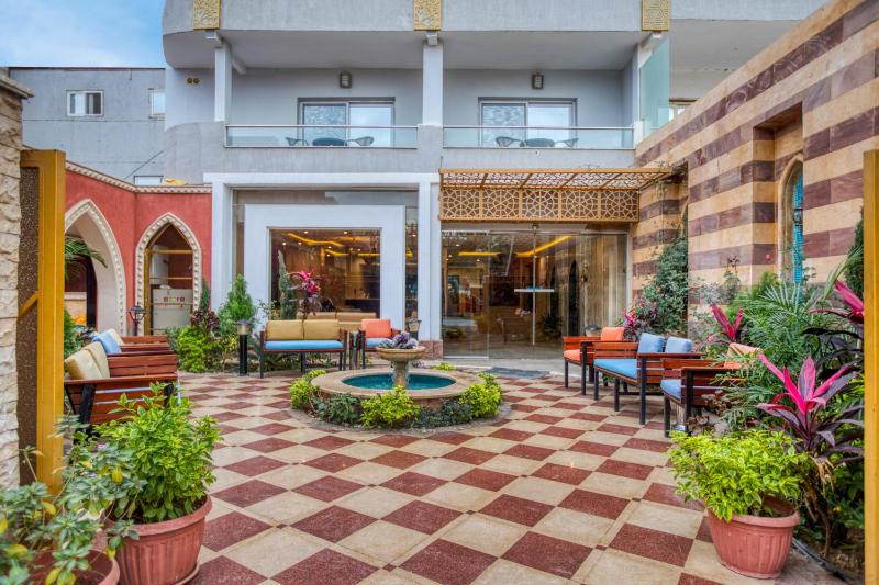 Mamlouk Pyramids Hotel - image 10