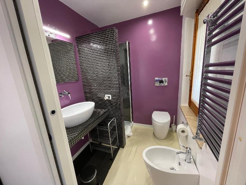 Double or Twin Room image 4