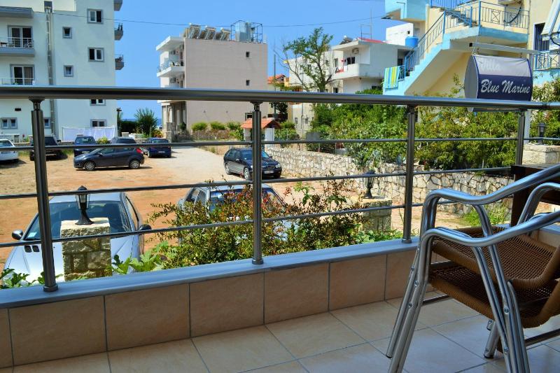 Triple Room with Balcony image 2