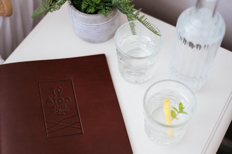 Double Room with Mountain View image 3