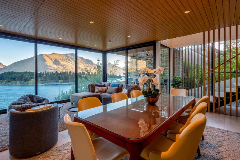 Lakehouse 1- Free Parking- Walk To Town- Air Con - image 8