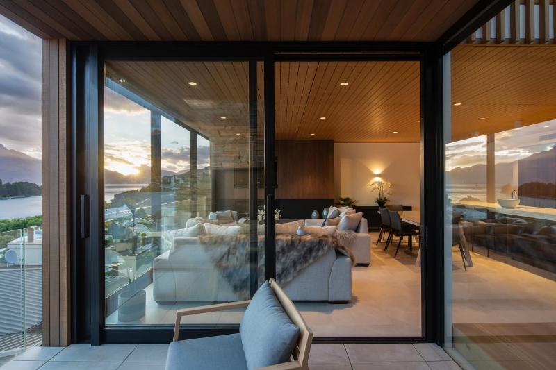 Lakehouse 4- Free Parking- Walk To Town- Air Con - image 31