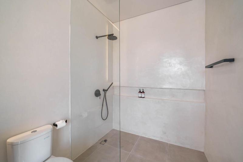Villa Kiyomi - Brand-New 2BR Designer Umalas Villa - image 44
