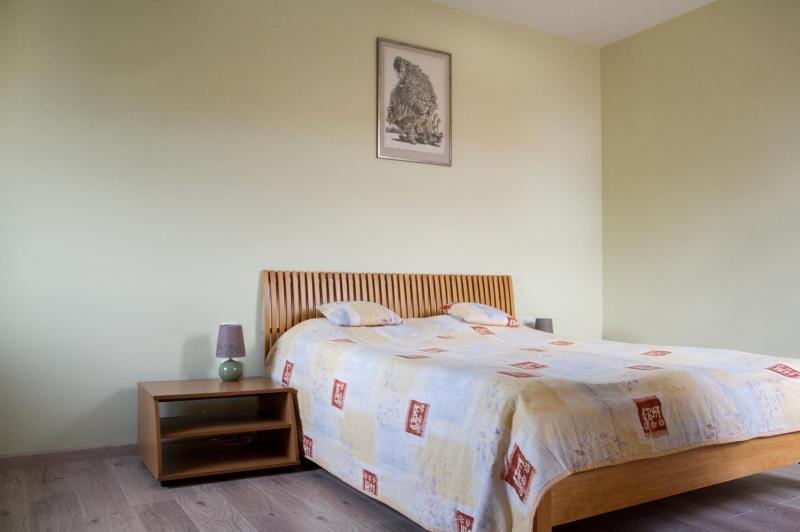 Deluxe Double Room with Bath image 4