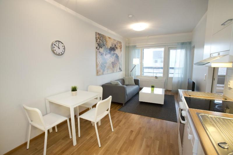 One-Bedroom Apartment image 4