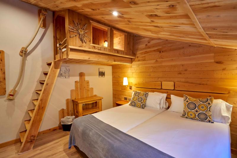 Deluxe Triple Room image 1