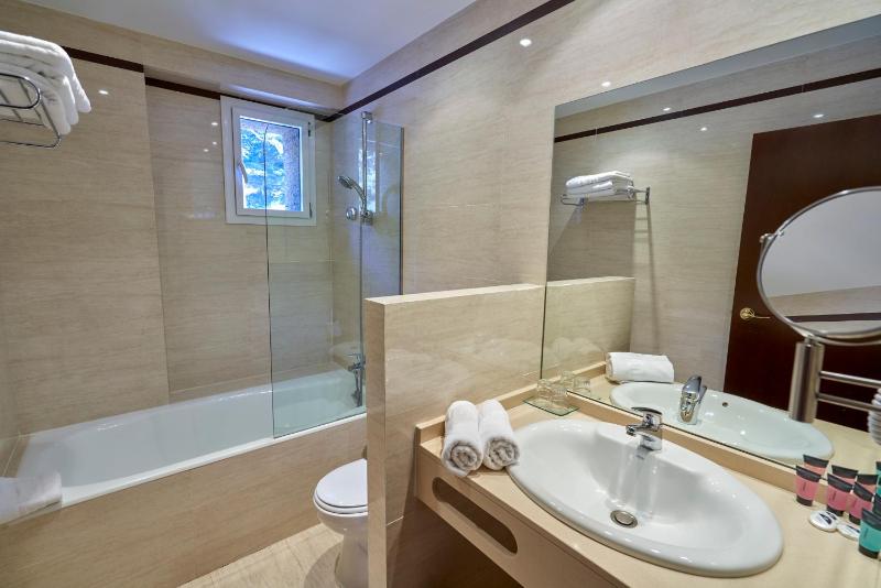 Junior Suite image 3